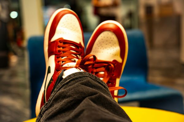 Guide pour choisir des chaussures confortables et adaptées
